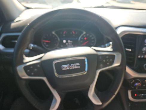 Used 2023 GMC Acadia SLT AWD/4WD image 18
