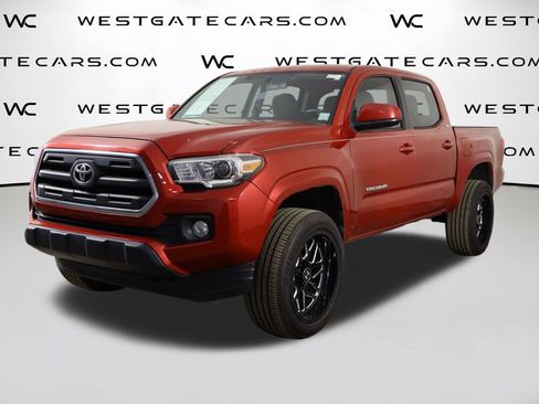 Used 2016 Toyota Tacoma SR5 image 1
