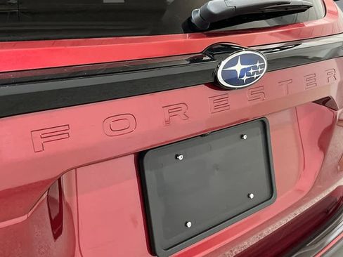 Certified 2025 Subaru Forester Limited image 9