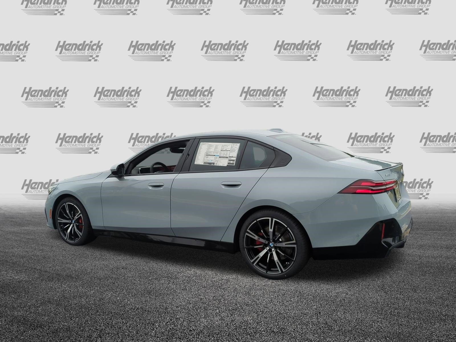 Used 2027 BMW 530i xDrive w/ M Sport Package AWD/4WD image 8