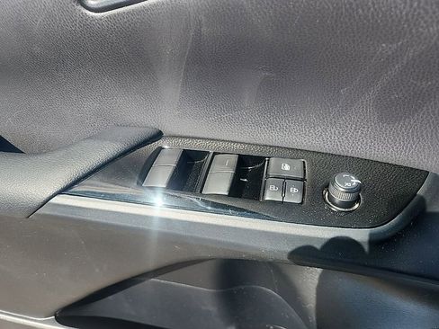 Used 2021 Toyota Prius Prime Limited w/ Carpet Mat Package (TMS) FWD image 23