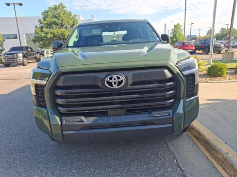 Used 2022 Toyota Tundra SR5 AWD/4WD image 3