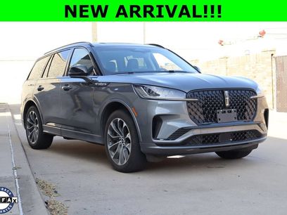 Used 2025 Lincoln Aviator AWD w/ Jet Appearance Package
