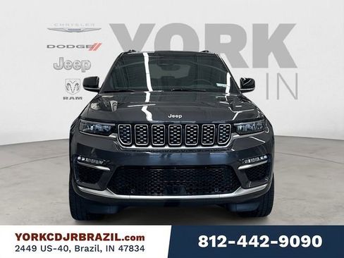 New 2025 Jeep Grand Cherokee Summit image 8