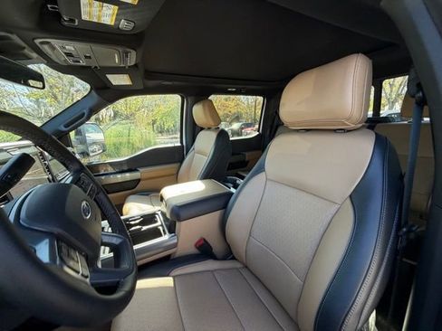 New 2025 Ford F250 Lariat w/ Lariat Ultimate Package image 13