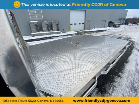 Used 2025 RAM 3500 Tradesman w/ Safety Group image 9