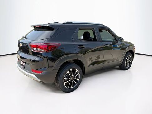 New 2026 Chevrolet TrailBlazer LT FWD image 6
