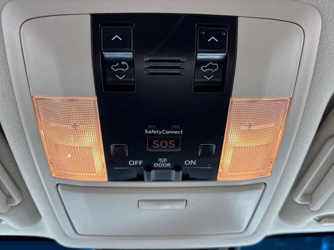 Used 2021 Lexus GX 460 Premium w/ Premium Package image 24