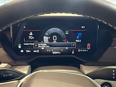 Used 2024 GMC Acadia Denali image 32