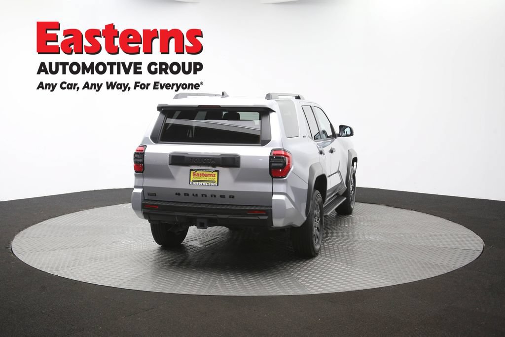 Used 2025 Toyota 4Runner SR5 AWD/4WD image 41
