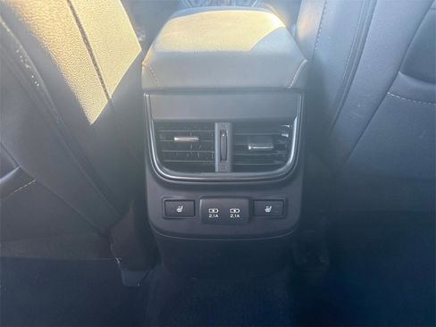 Used 2022 Subaru Outback Wilderness image 12