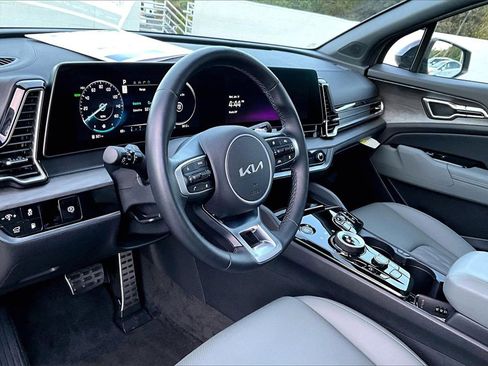 Certified 2025 Kia Sportage X-Line Prestige image 9