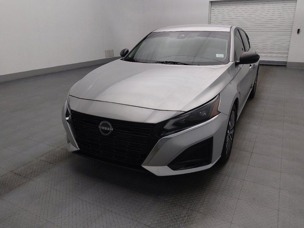 Used 2024 Nissan Altima 2.5 SV FWD image 15