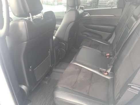 Used 2020 Jeep Grand Cherokee Laredo w/ Quick Order Package 2BN North image 20