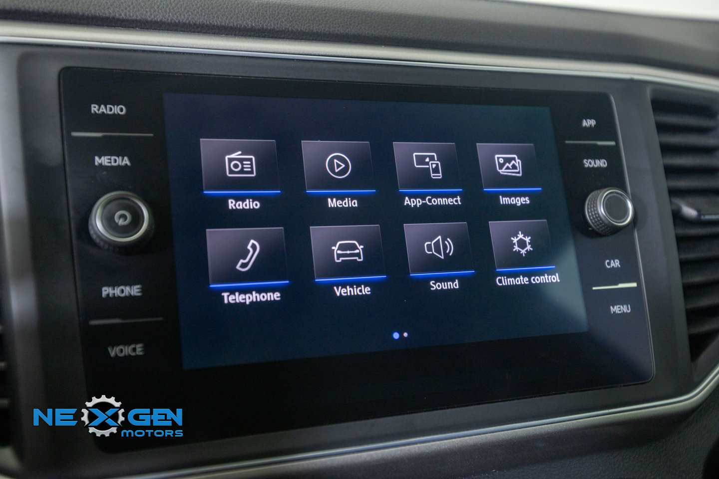 Used 2019 Volkswagen Atlas SE w/ Towing Package AWD/4WD image 19