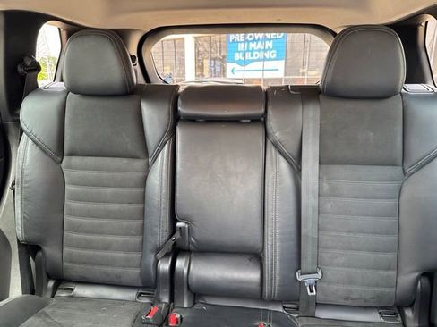 Used 2022 Mitsubishi Outlander SE FWD image 9