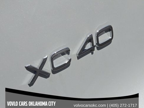 Used 2026 Volvo XC40 B5 Ultra w/ Protection Package Premier AWD/4WD image 11