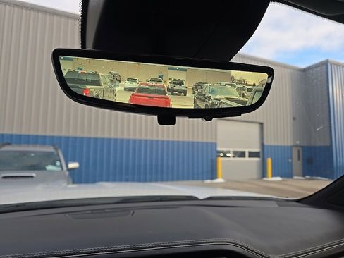 Used 2025 GMC Sierra 2500 Denali Ultimate image 25