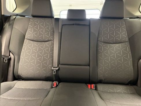 Used 2022 Toyota RAV4 XLE w/ Convenience Package AWD/4WD image 16