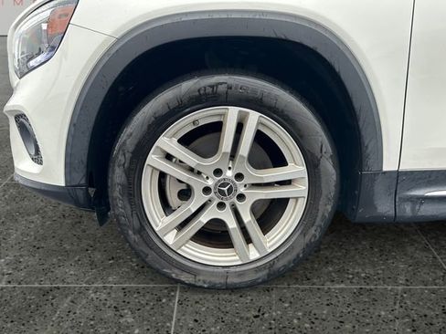 Used 2021 Mercedes-Benz GLB 250 4MATIC image 14