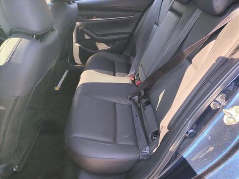 Used 2023 MAZDA MAZDA3 s FWD image 18