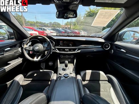Used 2018 Alfa Romeo Stelvio Quadrifoglio w/ Driver Assist Dynamic Package AWD/4WD image 14
