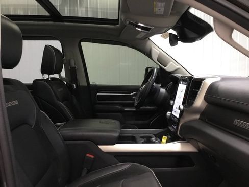 Used 2022 RAM 1500 Laramie AWD/4WD image 21