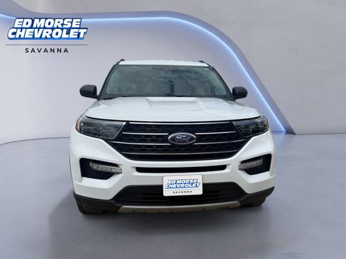 Used 2020 Ford Explorer XLT w/ Equipment Group 202A AWD/4WD image 8