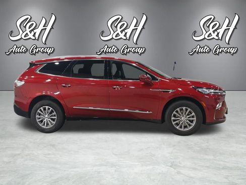 Used 2024 Buick Enclave Premium AWD/4WD image 23