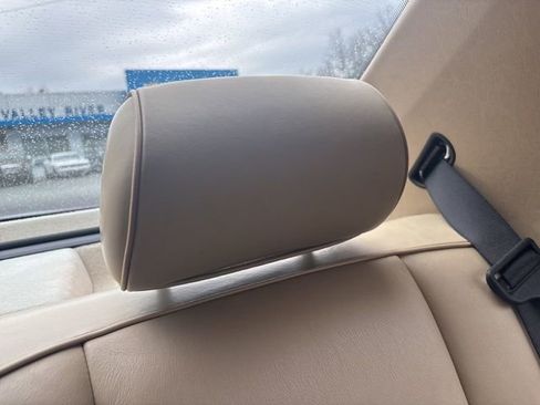 Used 1989 Mercedes-Benz 300 CE Coupe image 35