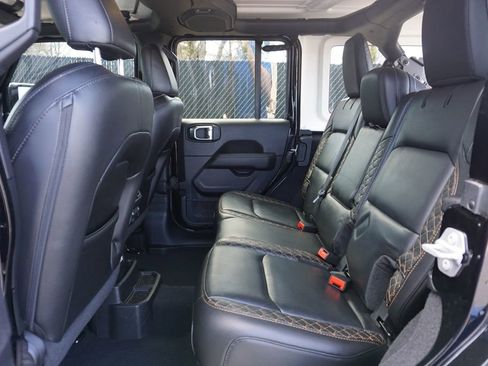 Used 2021 Jeep Wrangler Unlimited Sahara image 16