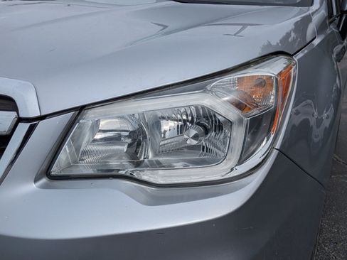 Used 2015 Subaru Forester 2.5i Touring w/ Eyesight & Navigation System AWD/4WD image 2