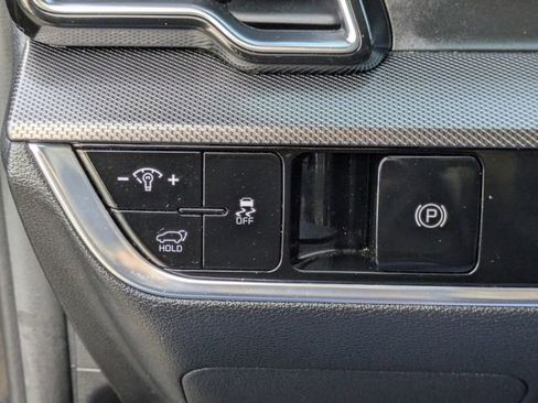 Used 2024 Kia Sportage SX image 24