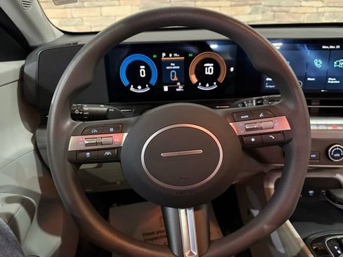 New 2026 Hyundai Kona SE image 14