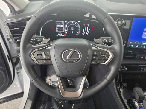 Certified 2025 Lexus NX 250 FWD w/ Premium Package image 22