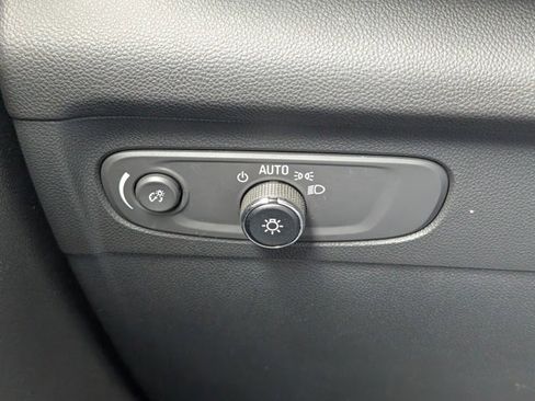 Used 2023 Buick Envision Essence w/ Sport Touring Package image 24