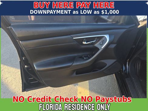 Used 2017 Nissan Altima 2.5 SR w/ Midnight Edition Package image 11