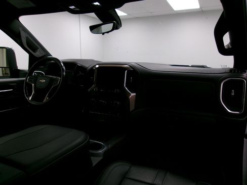 Certified 2023 Chevrolet Silverado 3500 High Country w/ Snow Plow Prep/Camper Package image 3