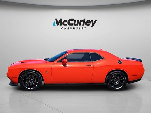 Used 2022 Dodge Challenger R/T Scat Pack w/ Plus Package RWD image 4