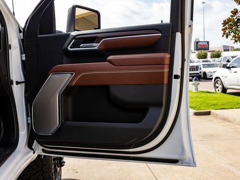 Used 2026 GMC Sierra 3500 Denali Ultimate AWD/4WD image 38