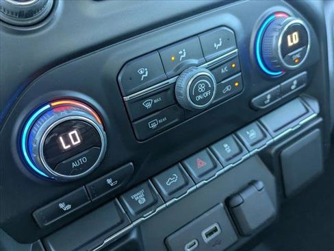 Used 2021 Chevrolet Silverado 3500 LT w/ Convenience Package image 17