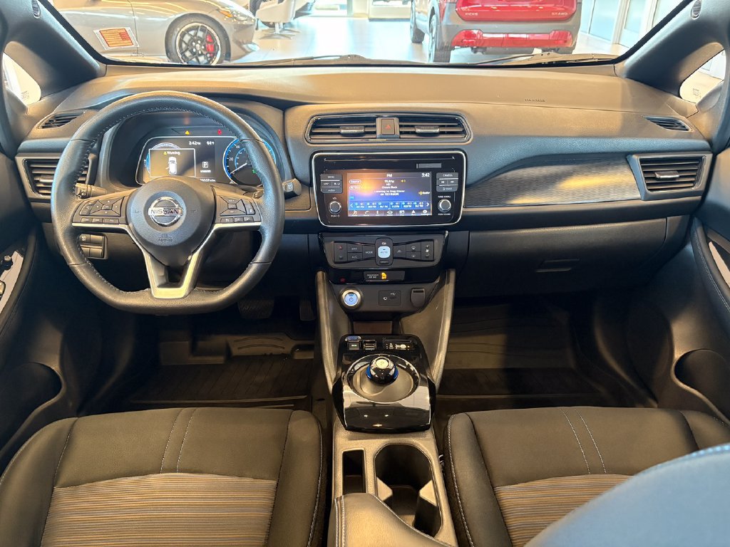 Used 2019 Nissan Leaf SV w/ Protection Package FWD image 26