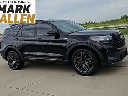 Used 2025 Ford Explorer ST-Line w/ ST-Line Street Pack
