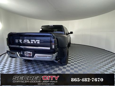 Used 2018 RAM 3500 Laramie Longhorn image 7