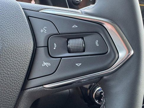 New 2025 Chevrolet Trax LT w/ Driver Confidence Package image 11