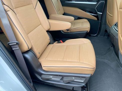 Used 2025 Cadillac Escalade Premium Luxury w/ LPO, Floor Liner Package image 26