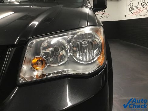 Used 2015 Dodge Grand Caravan SE FWD image 16