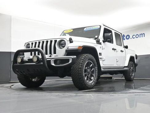 Used 2020 Jeep Gladiator Overland AWD/4WD image 7