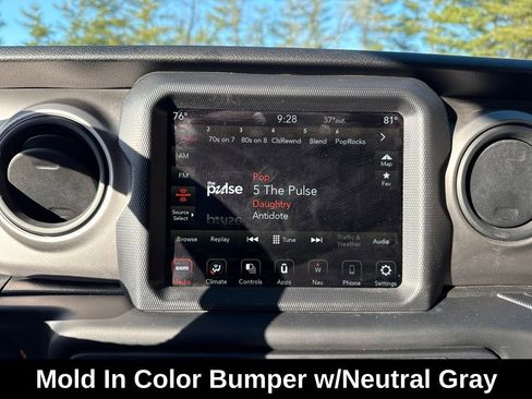 Used 2021 Jeep Wrangler Sport image 18