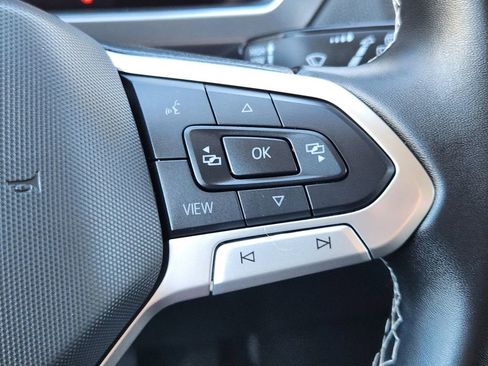 Certified 2024 Volkswagen Tiguan SE image 19